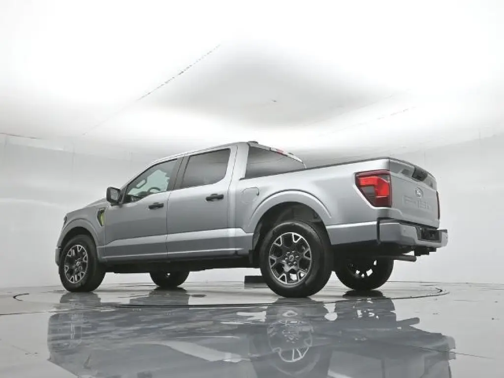 Ford F-150 2024 4x2 STX 4dr SuperCrew 5.5 ft. SB