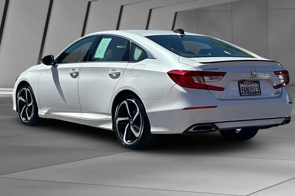 Honda Accord 2022 Sport 4dr Sedan (2.0T I4 10A)