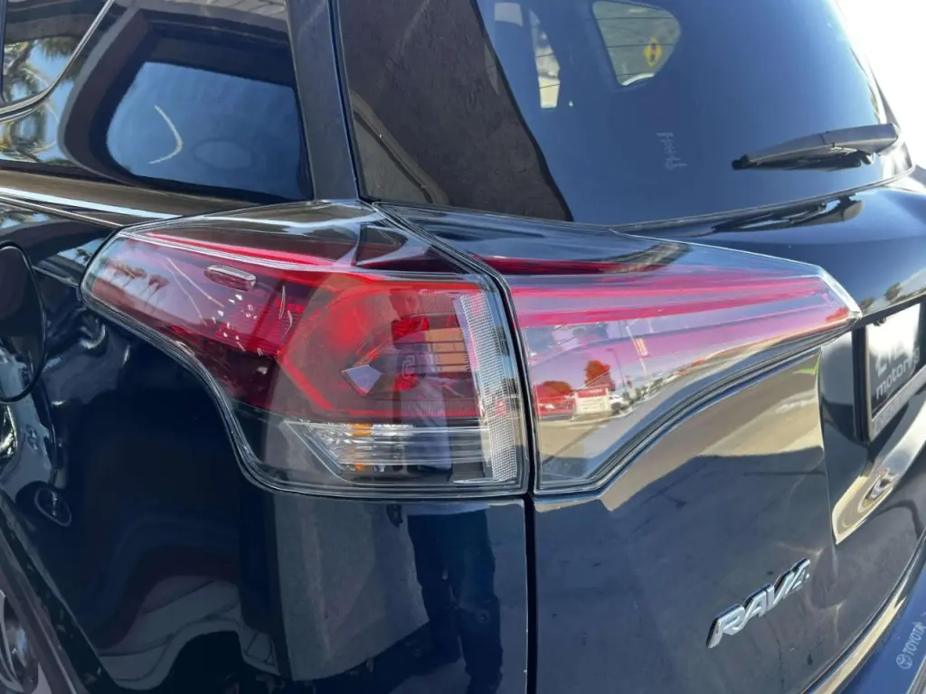 2017 Toyota RAV4