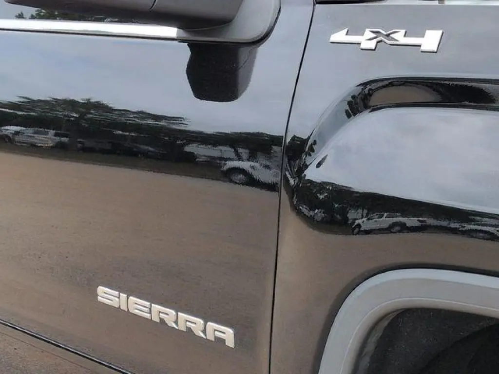 GMC Sierra 1500 2018 4x4 SLE 4dr Crew Cab 5.8 ft. SB