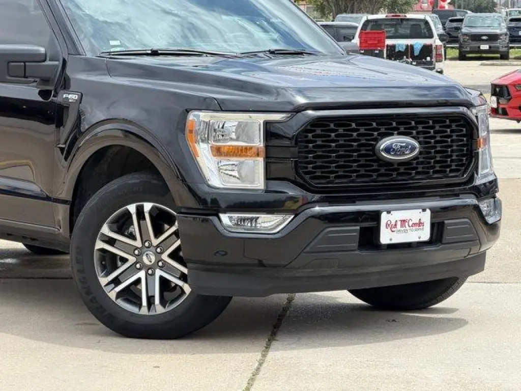 Ford F-150 2022 4x2 XL 4dr SuperCrew 5.5 ft. SB