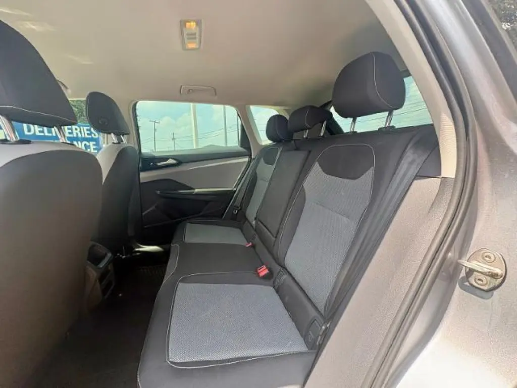 Volkswagen Taos 2024 S 4dr SUV