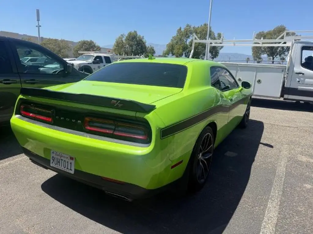 Dodge Challenger 2015 R/T Scat Pack Shaker 2dr Coupe