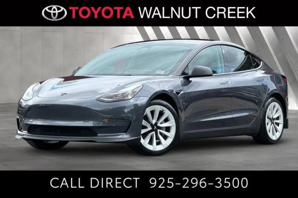 Tesla Model 3 2023 4dr Sedan
