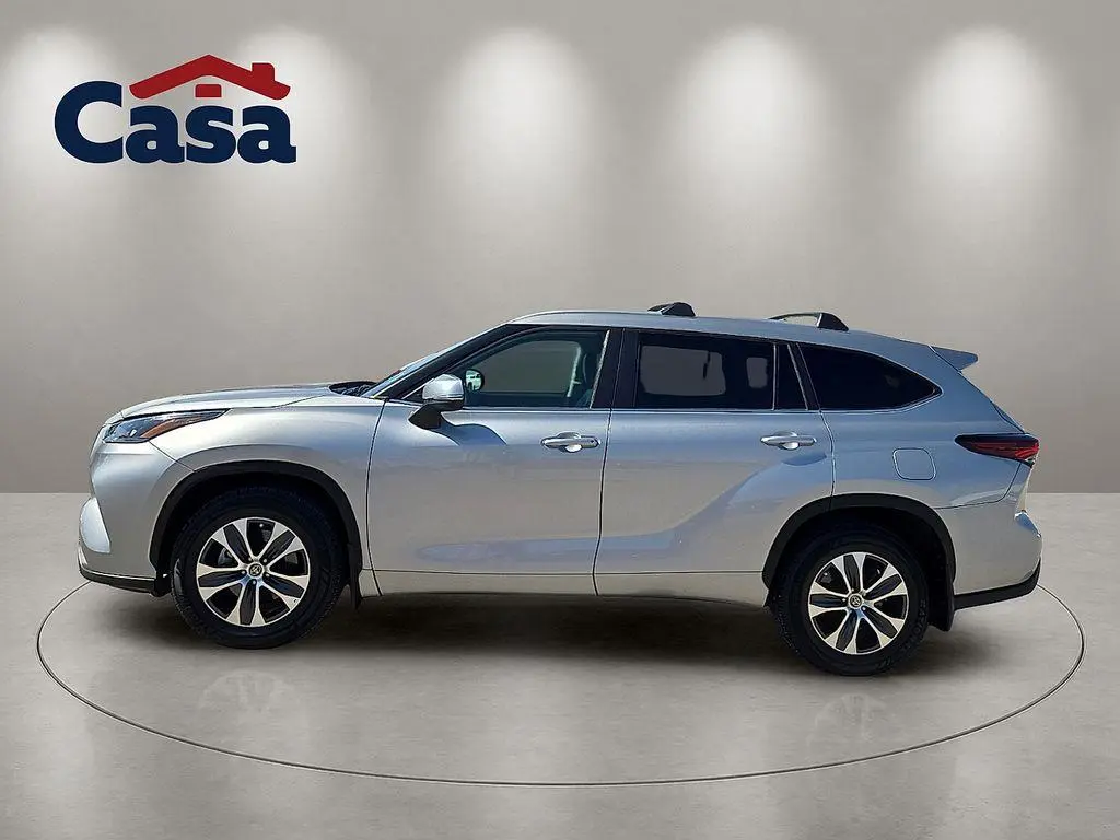 Toyota Highlander 2024 AWD XLE 4dr SUV
