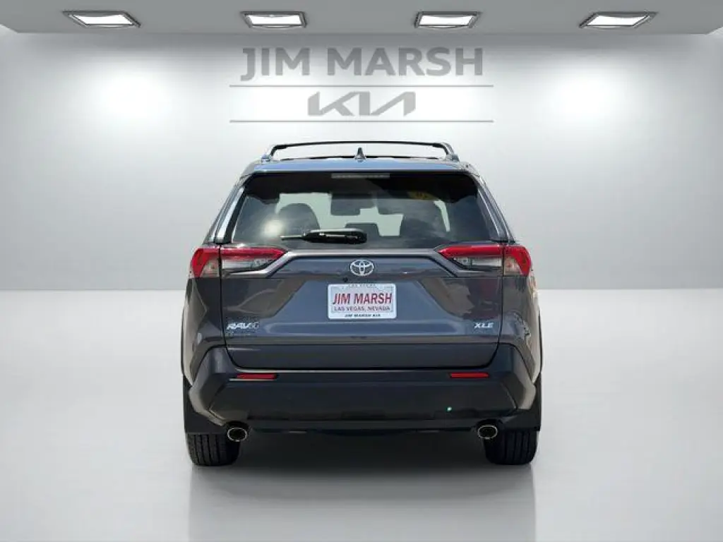 Toyota RAV4 2019 XLE Premium 4dr SUV