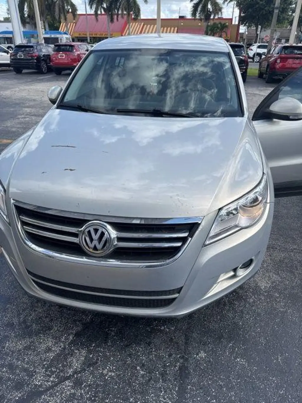 Volkswagen Tiguan 2010 S 4dr SUV 6A