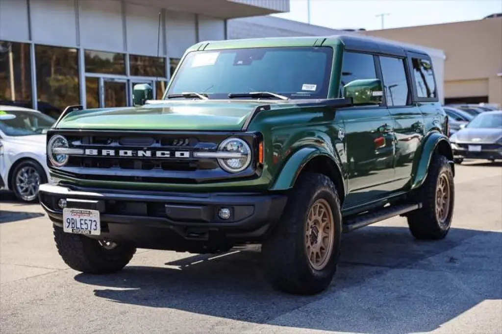 Ford Bronco 2022 4x4 Base Advanced 4dr SUV