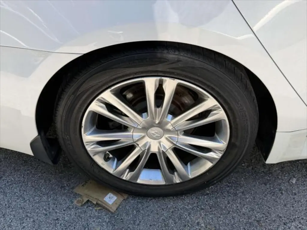 Hyundai Genesis 2013 3.8L 4dr Sedan