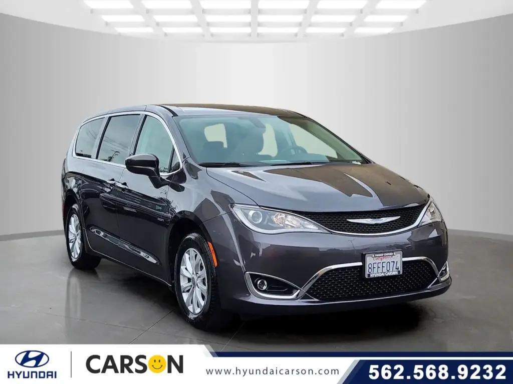 Chrysler Pacifica 2018 Touring Plus 4dr Mini-Van