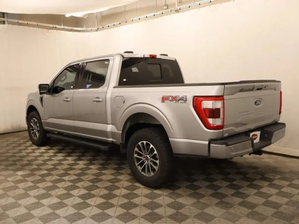 Ford F-150 2022 4x4 Lariat 4dr SuperCrew 5.5 ft. SB