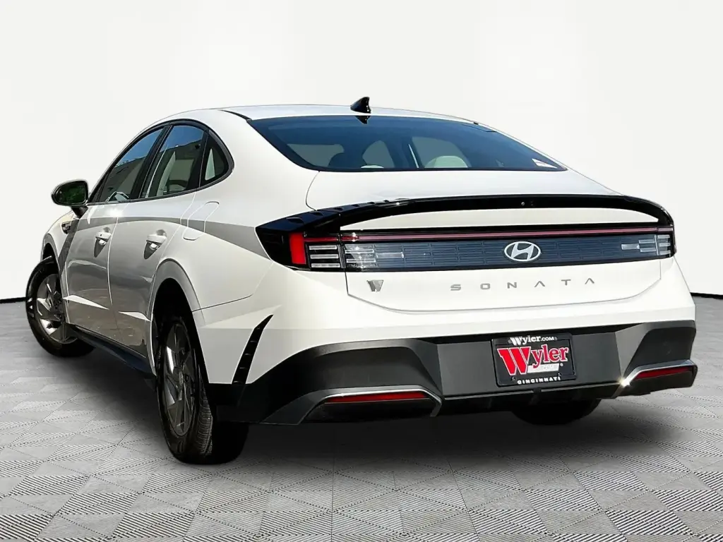 Hyundai SONATA 2025 SE 4dr Sedan