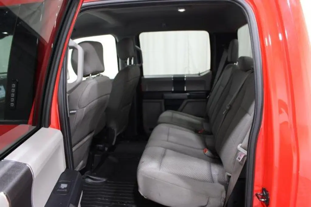 Ford F-150 2019 4x4 XLT 4dr SuperCrew 5.5 ft. SB