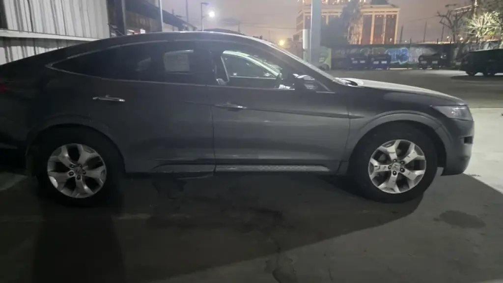 Honda crosstour 2012