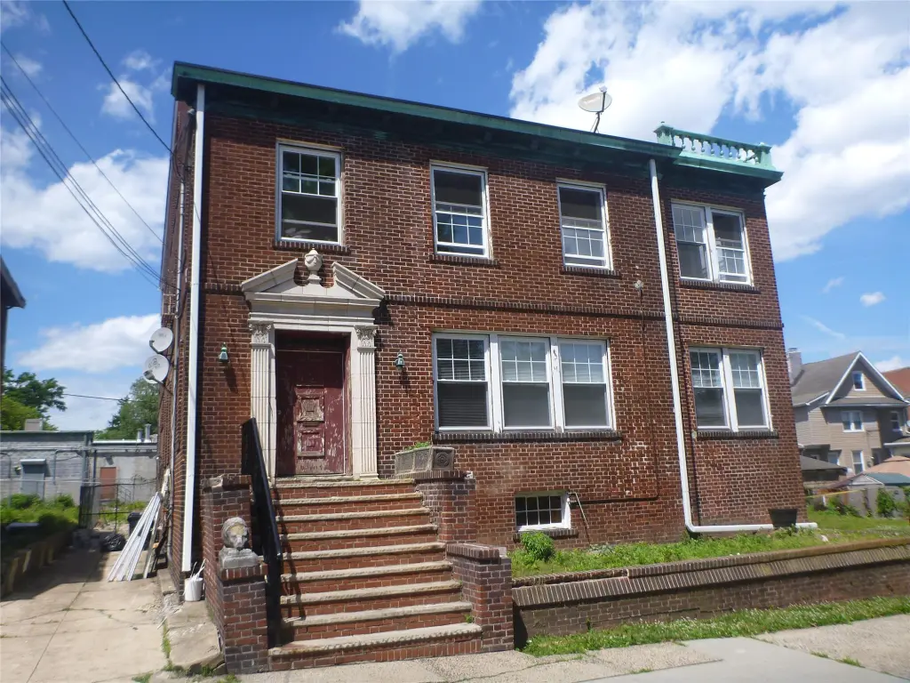 Propiedad en alquiler con 3 habitaciones y 1 baño en Newark