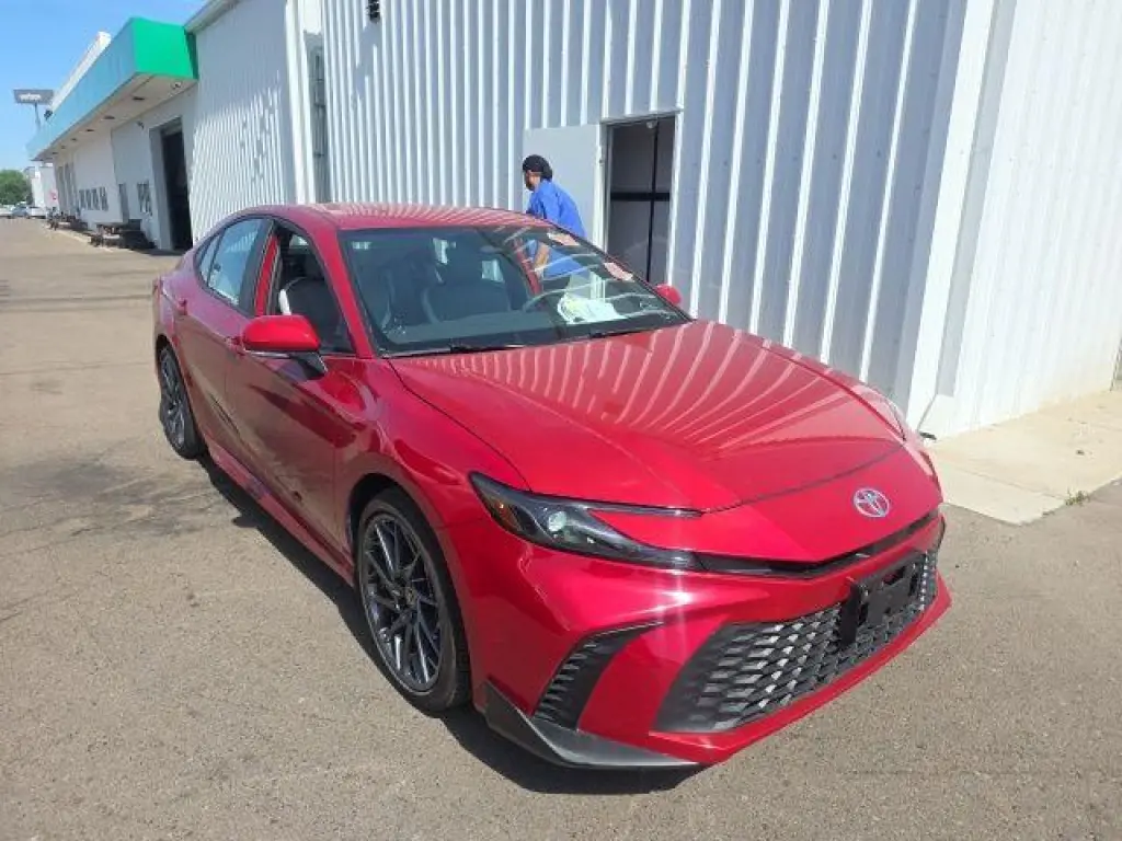 Toyota Camry 2025 SE 4dr Sedan
