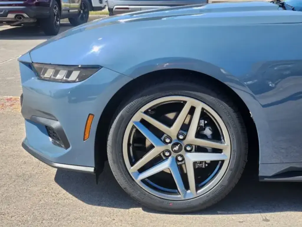 Ford Mustang 2025 EcoBoost 2dr Fastback