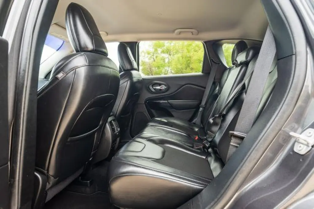 Jeep Cherokee 2020 Latitude Plus 4dr SUV