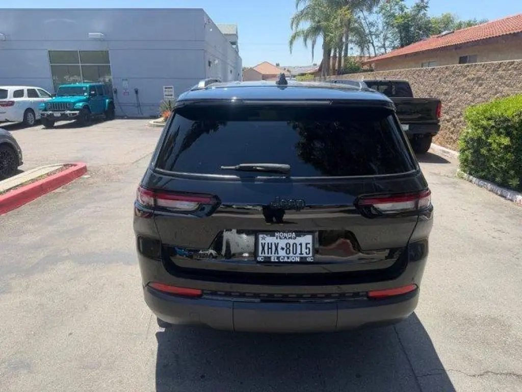 Jeep Grand Cherokee L 2023 4x4 Laredo X 4dr SUV