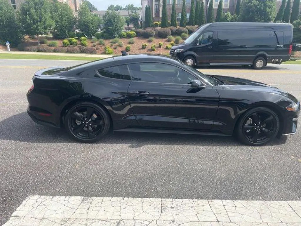 Ford Mustang 2022 EcoBoost Premium 2dr Fastback