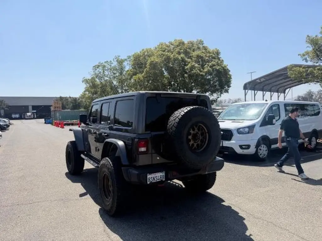 Jeep Wrangler Unlimited 2018 4x4 Rubicon 4dr SUV (midyear release)