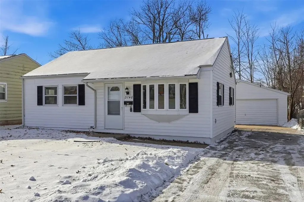 Propiedad en alquiler con 2 habitaciones y 1 baño en Cedar Rapids