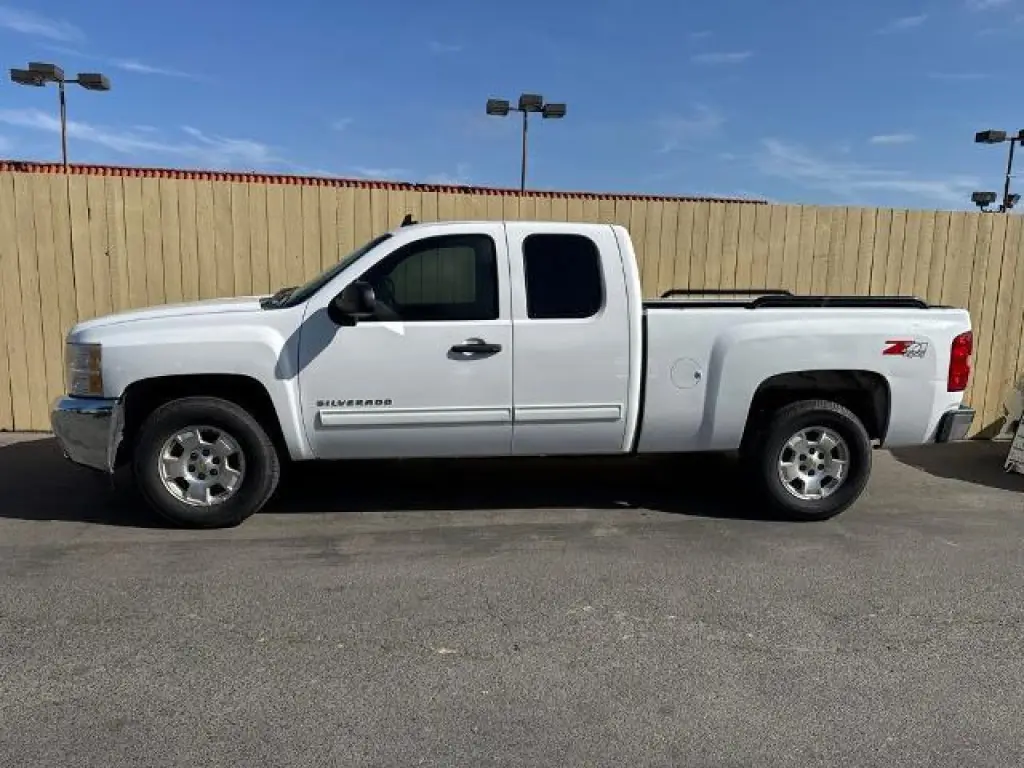 Chevrolet Silverado 1500 2012 4x4 LT 4dr Extended Cab 6.5 ft. SB