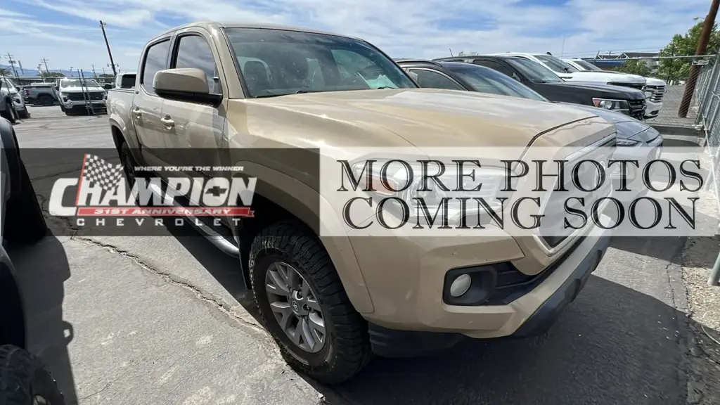 Toyota Tacoma 2017 4x2 TRD Off-Road 4dr Double Cab 5.0 ft SB