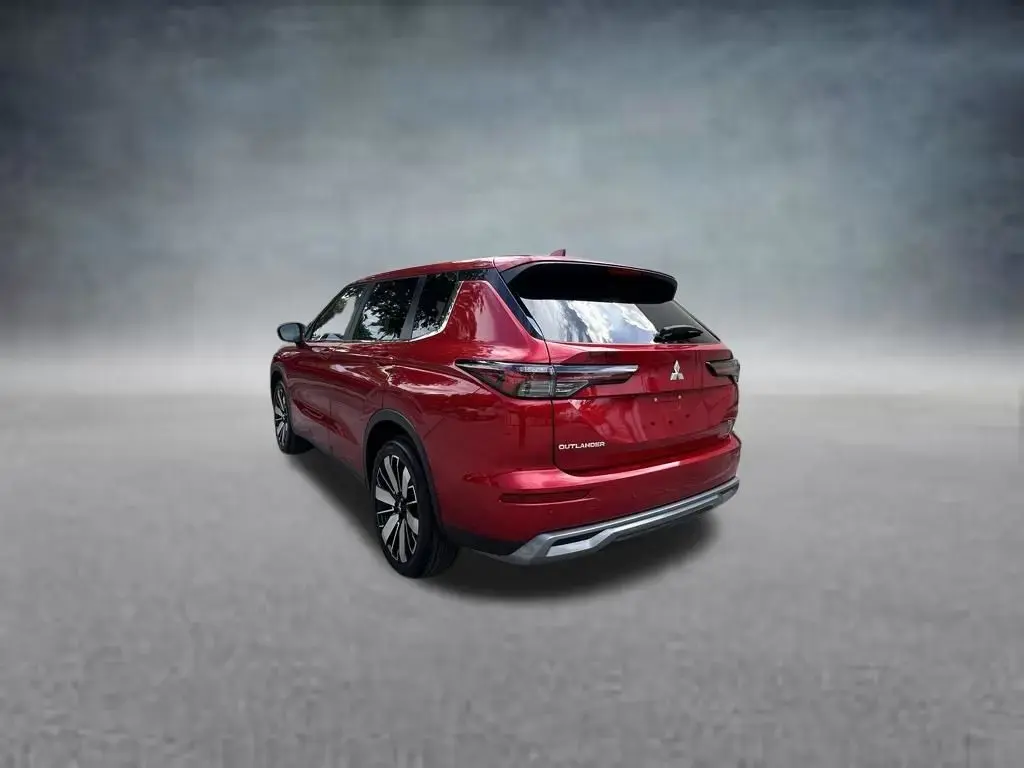 Mitsubishi Outlander 2025 SE 4dr SUV