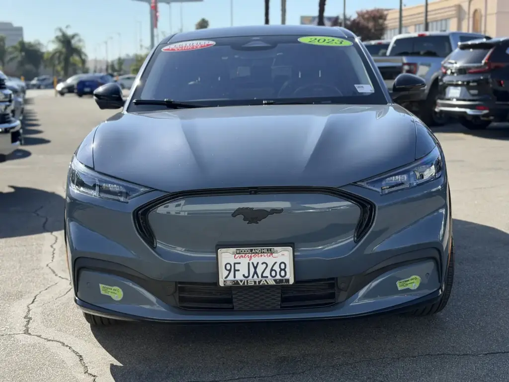 Ford Mustang Mach-E 2023 AWD Premium 4dr SUV