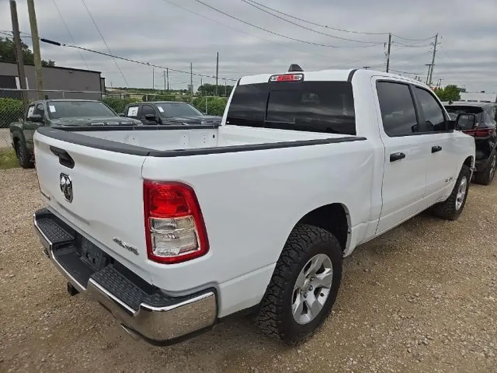 Ram 1500 2023 4x4 Big Horn 4dr Crew Cab 5.6 ft. SB Pickup