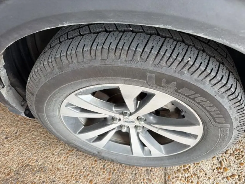 Ford Explorer 2020 AWD Platinum 4dr SUV