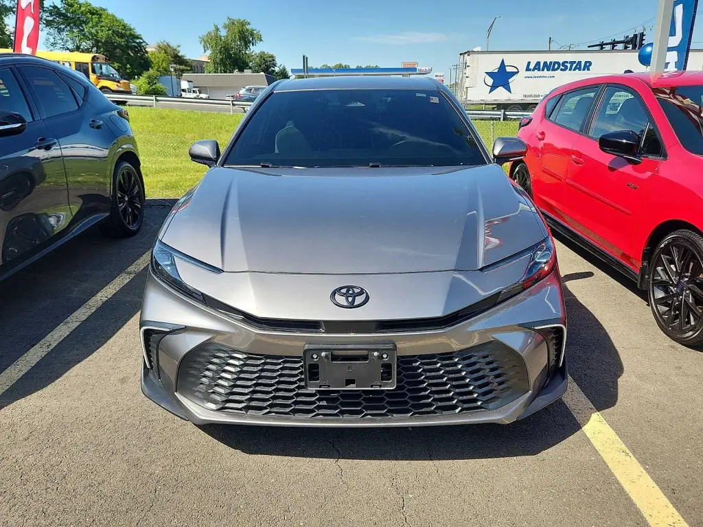 Toyota Camry 2025 AWD SE 4dr Sedan