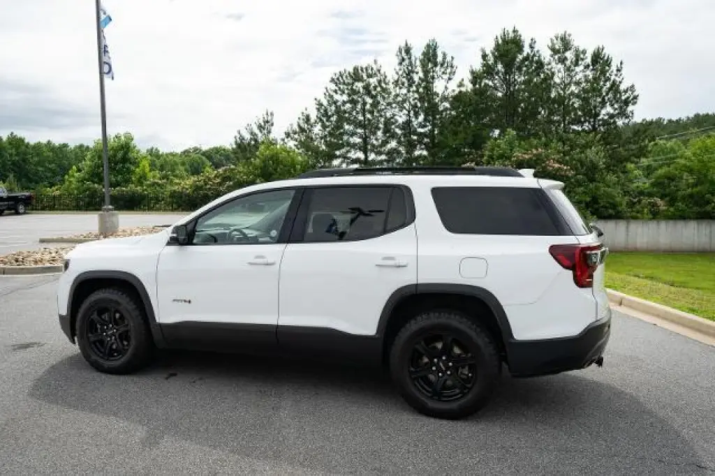 GMC Acadia 2022 4x4 AT4 4dr SUV