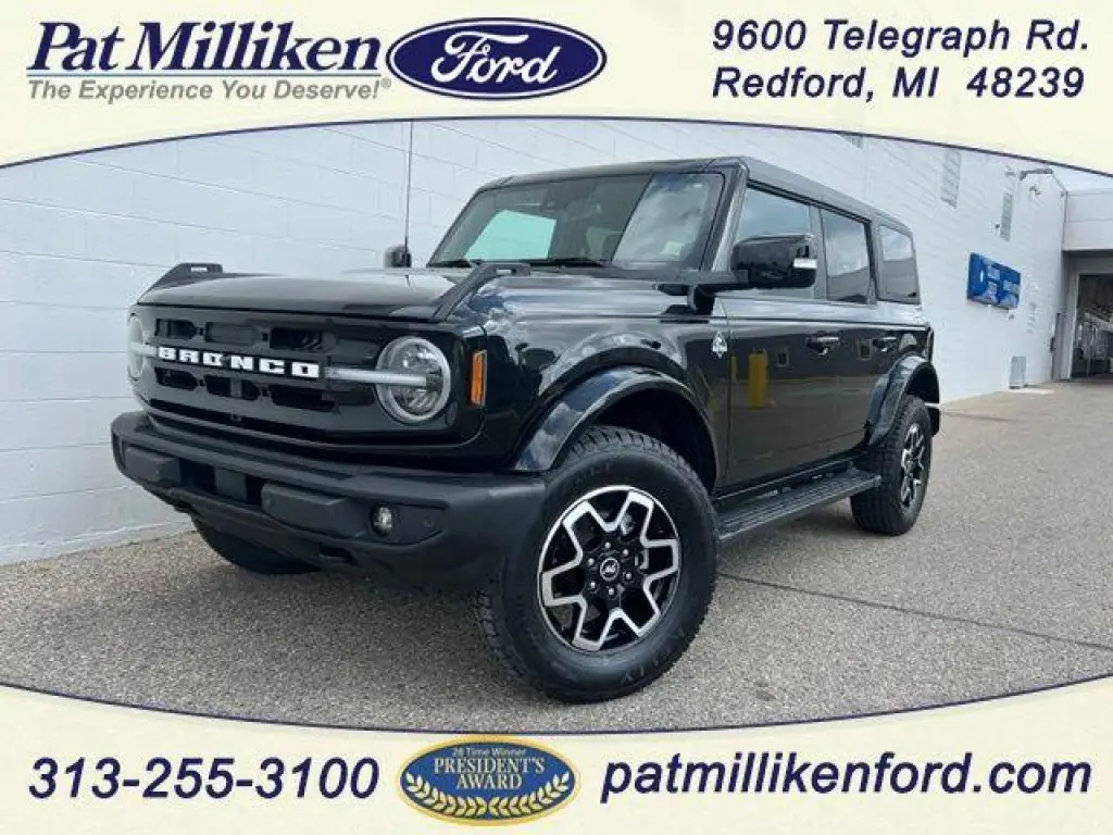 Ford Bronco 2023 4x4 Base 4dr SUV