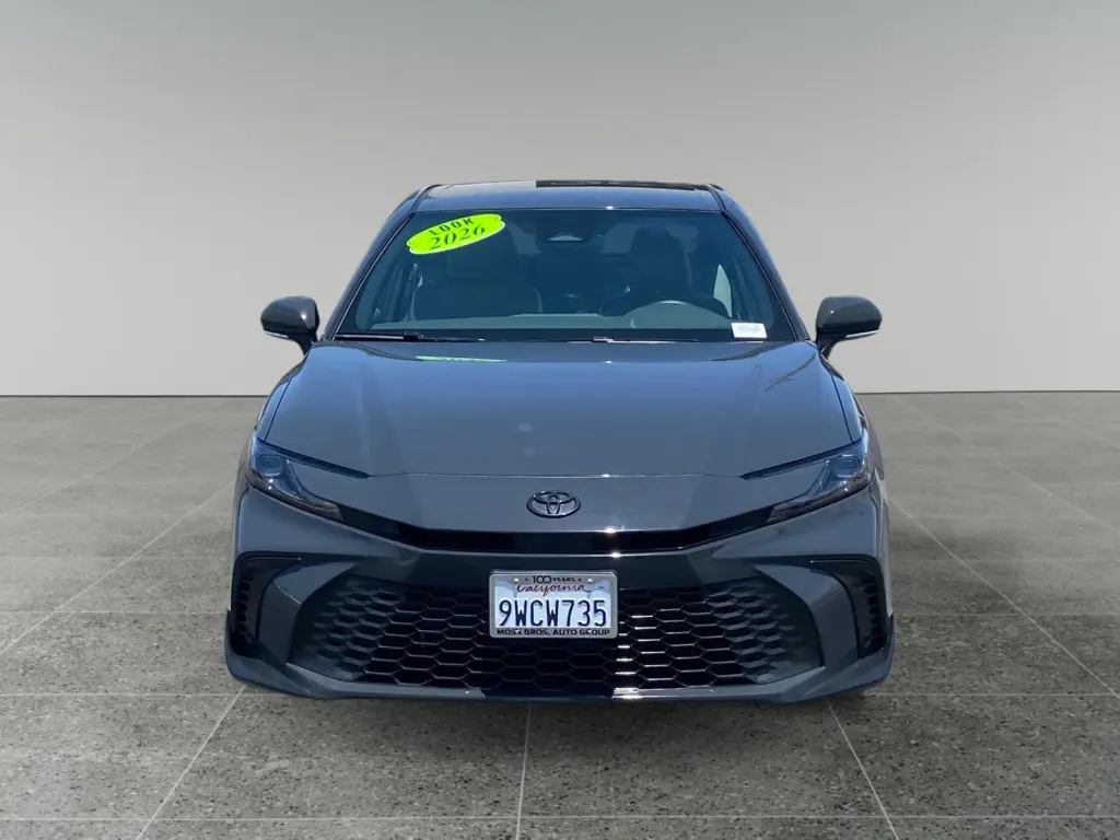 Toyota Camry 2026