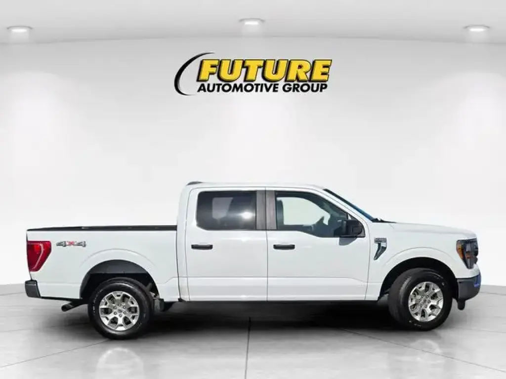Ford F-150 2023 4x4 Lariat 4dr SuperCrew 6.5 ft. SB
