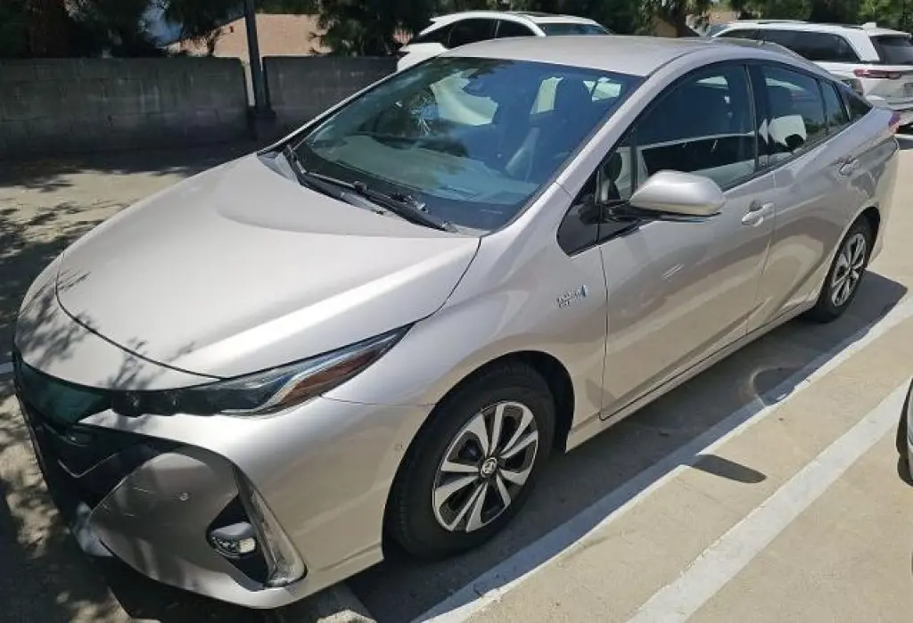 Toyota Prius Prime 2019 Plus 4dr Hatchback
