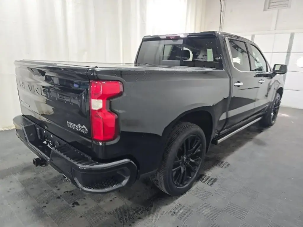 Chevrolet Silverado 1500 2020 4x4 High Country 4dr Crew Cab 5.8 ft. SB