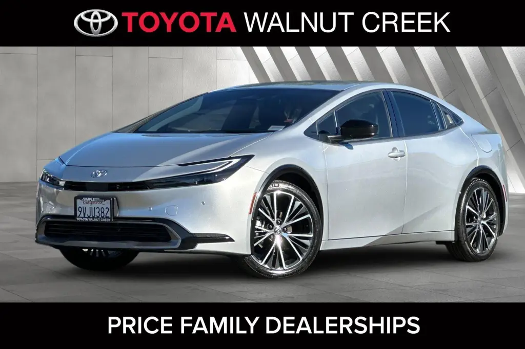Toyota Prius 2025 XLE 4dr Hatchback