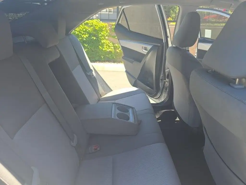 Toyota Corolla 2015 LE 4dr Sedan