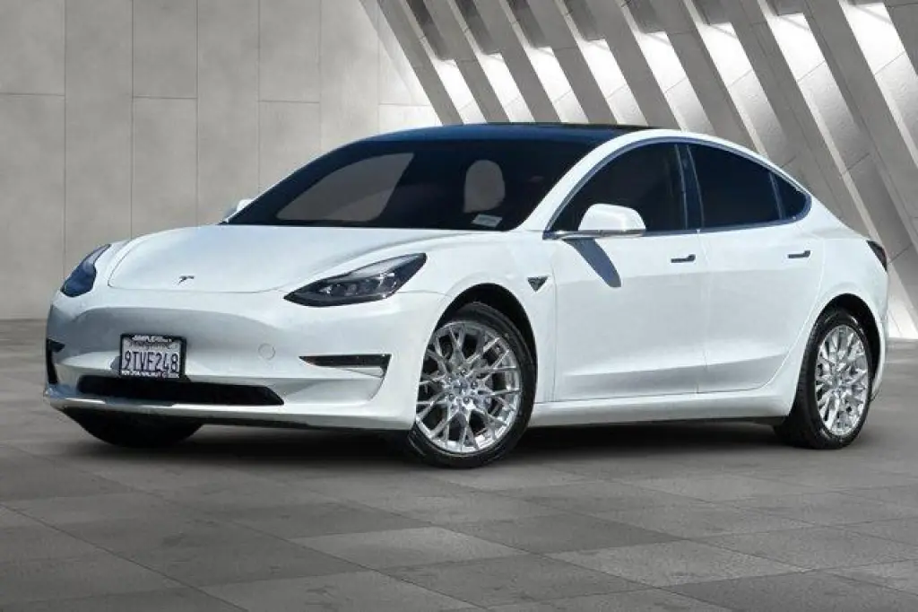 Tesla Model 3 2018 AWD Long Range 4dr Fastback