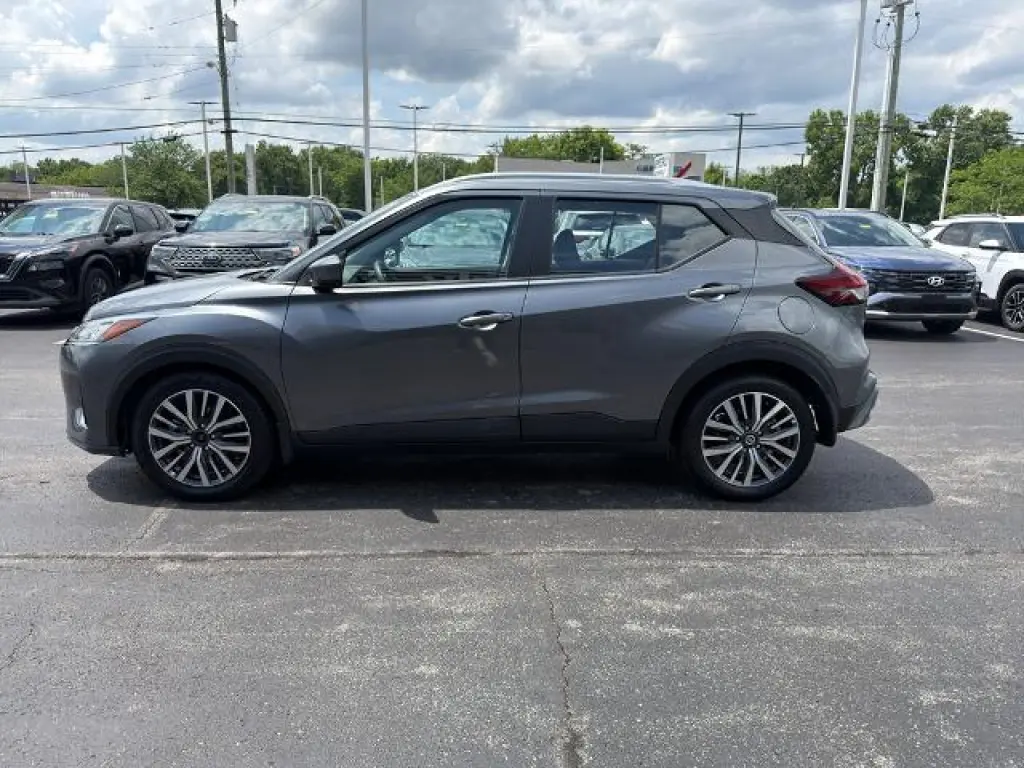 Nissan Kicks 2021 SV 4dr Crossover