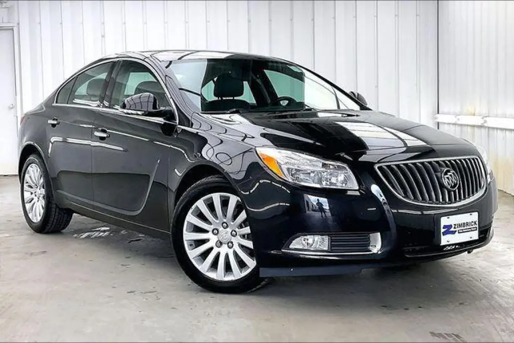 Buick Regal 2013 Premium 1 4dr Sedan Turbo