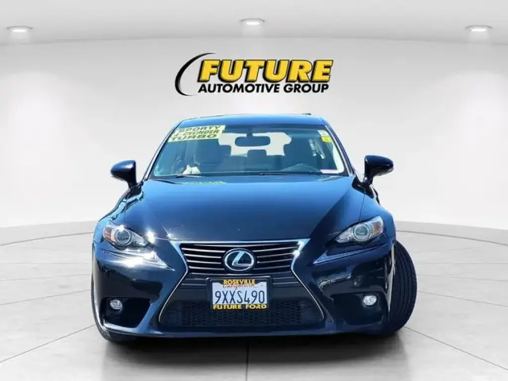 Lexus IS 200t 2016 4dr Sedan