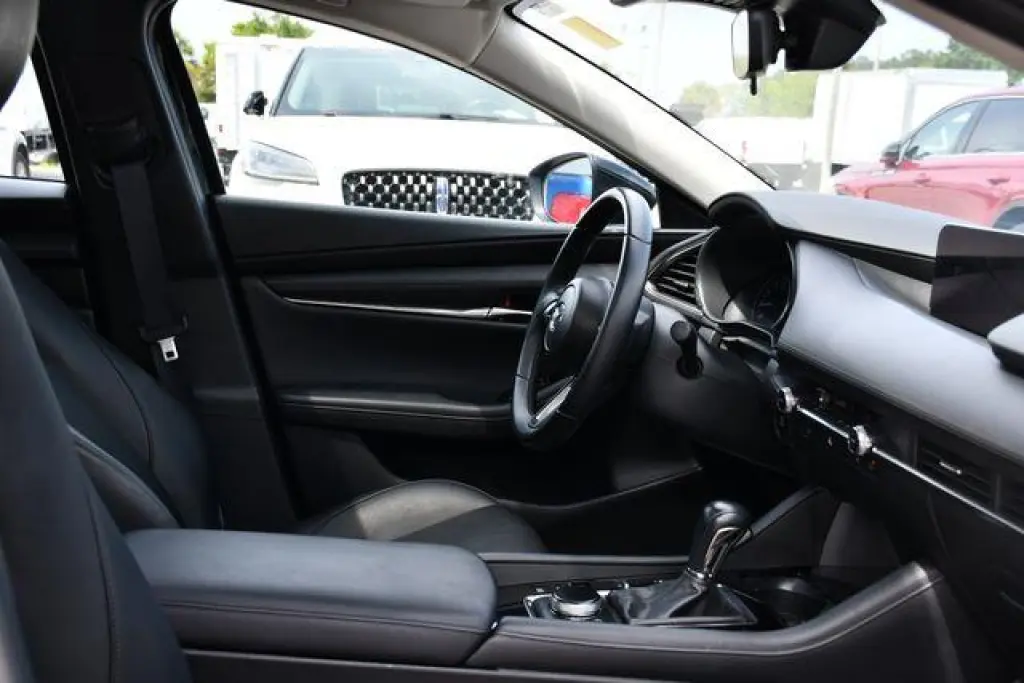 Mazda Mazda3 Sedan 2025 2.5 S Preferred 4dr Sedan