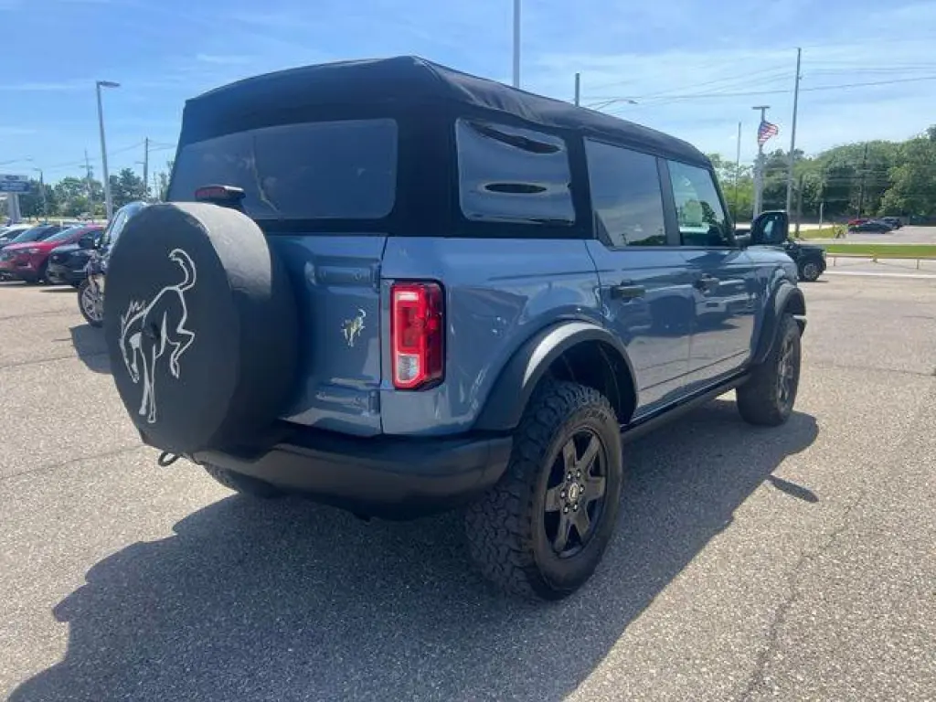 Ford Bronco 2023 4x4 Everglades Advanced 4dr SUV