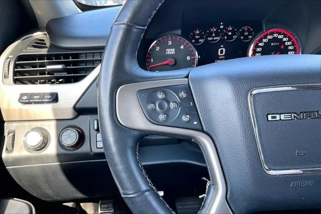 GMC Yukon 2015 4x4 Denali 4dr SUV
