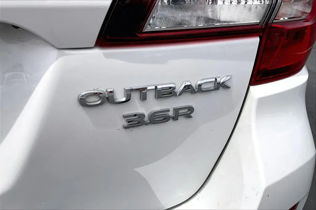 Subaru Outback 2017 AWD 3.6R Limited 4dr Wagon