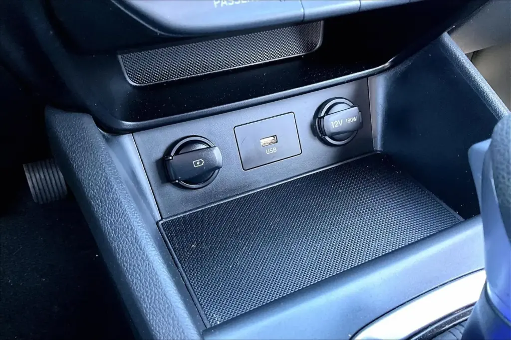 Hyundai KONA 2022 AWD SE 4dr Crossover